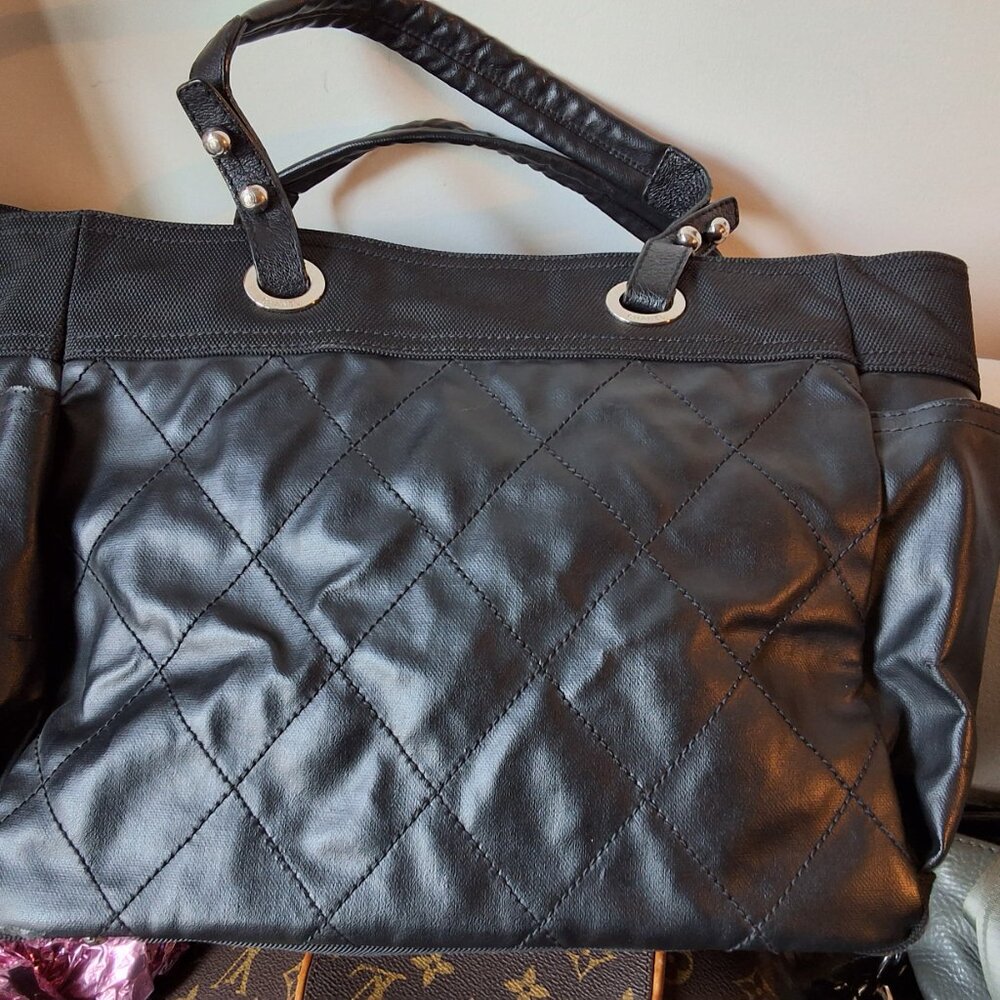 Authentic Chanel black tote bag - Picture 13 of 14